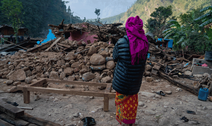 Aid trickles in as survivors salvage belongings from rubble in Nepal villages struck by earthquake