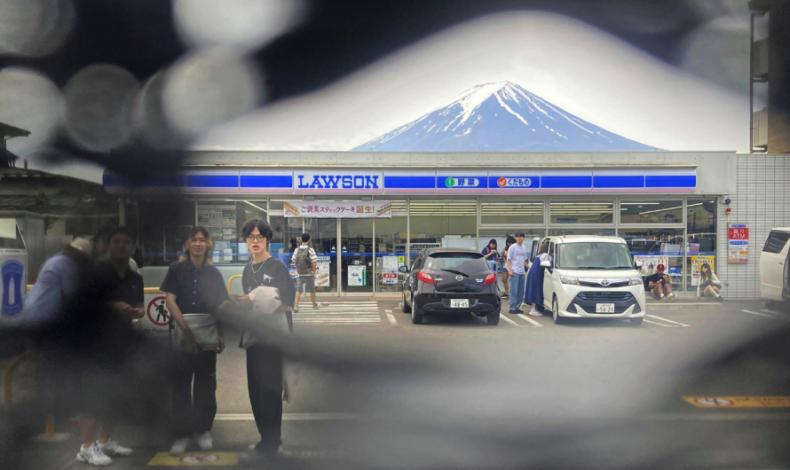 Holes discovered in giant screen built to prevent tourists from snapping photos of Japan’s Mount Fuji