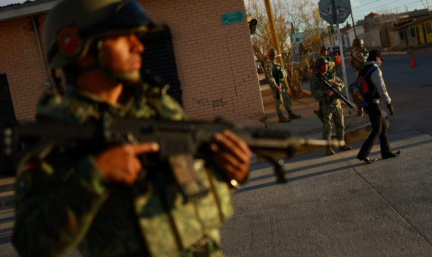 Mexicans go to the polls amid record violence against candidates, officials