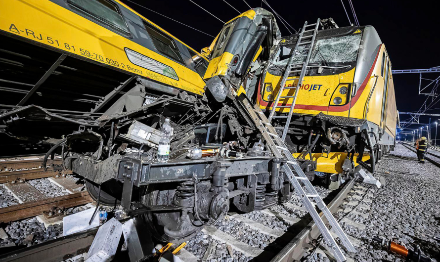 4 dead, 27 injured after head-on train collision in Czech Republic