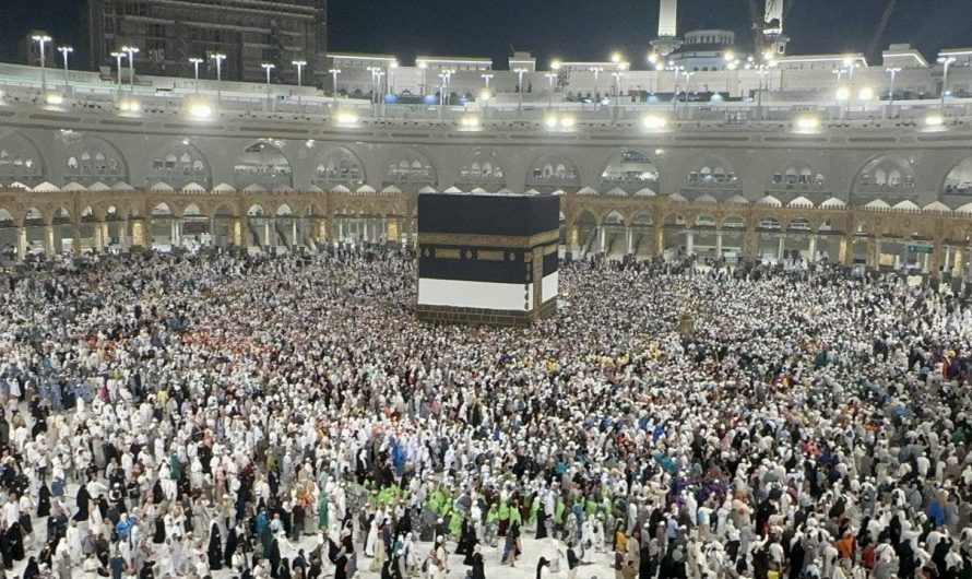 Over 1,000 Muslim worshippers die of heat exhaustion during Hajj pilgrimage in Saudi Arabia: report