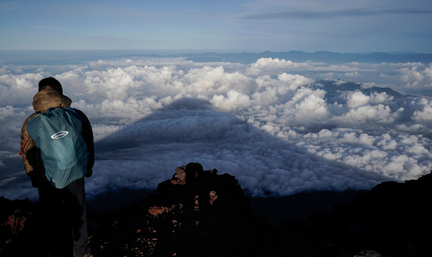 Rescuers work to retrieve 3 bodies discovered on Japan’s Mount Fuji